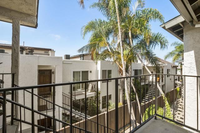 Detail Gallery Image 6 of 33 For 3935 Oregon St #6,  San Diego,  CA 92104 - 2 Beds | 2 Baths