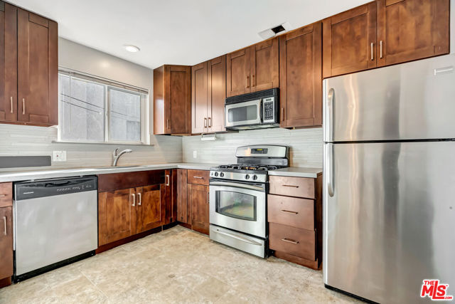 Image 50 of 61 For 1226 Chelsea Avenue