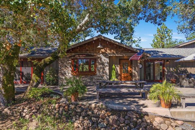 7409 Hihn Road, Ben Lomond CA: https://media.crmls.org/mediaz/eb64ffb3-65d1-417f-89a6-3feba1c97319.jpg