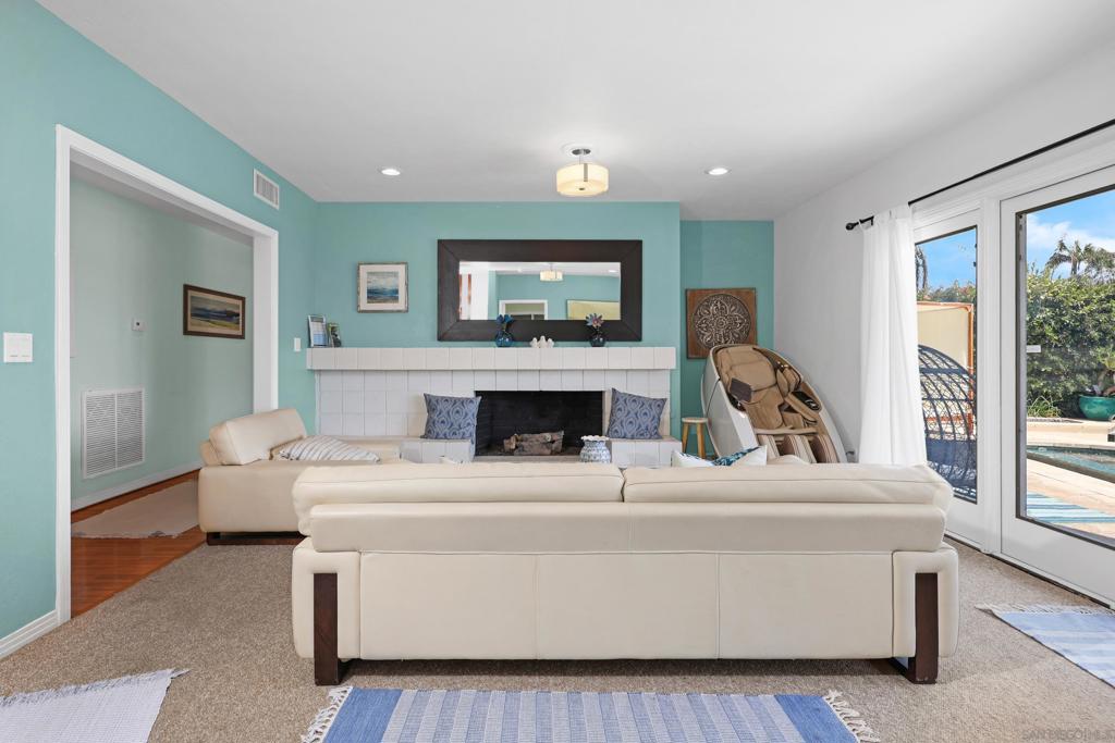 MLS #250037348SD image #34