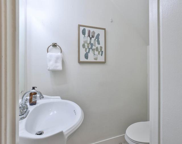 5388 Fig Grove Court, San Jose CA: https://media.crmls.org/mediaz/eb66d65b-2b4e-4edc-9cd5-2f3fb90a3776.jpg