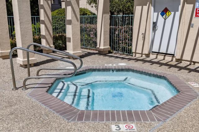 4173 El Camino Real, Palo Alto CA: https://media.crmls.org/mediaz/eb66e19d-b09b-40c7-877f-90a46f93a532.jpg