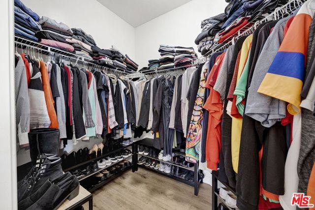 28955 Oak Spring Canyon Road, Canyon Country CA: https://media.crmls.org/mediaz/eb677cfc-e806-4747-9cfe-8cf7e851f46e.jpg