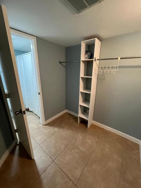 5300 E Waverly Drive, Palm Springs CA: https://media.crmls.org/mediaz/eb67af08-9560-4474-b573-2890e60b7819.jpg