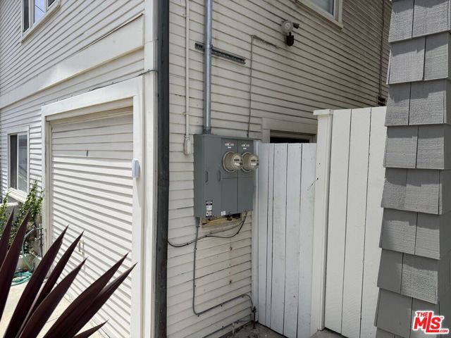 136 28th Street, Hermosa Beach, California 90254, 0 ,Residential Income,For Sale,28th,0,26874939