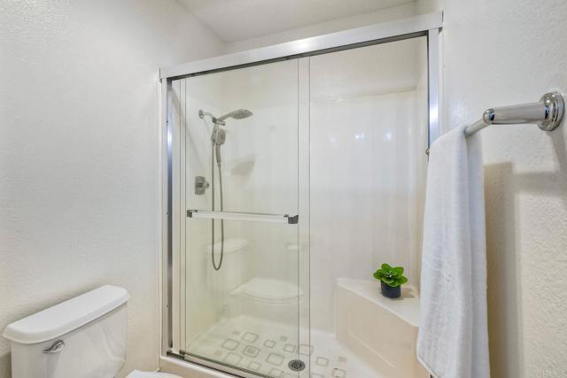 3536 Sky Haven Lane, Oceanside CA: https://media.crmls.org/mediaz/eb684008-dde9-432d-9102-36a6d9578b3d.jpg