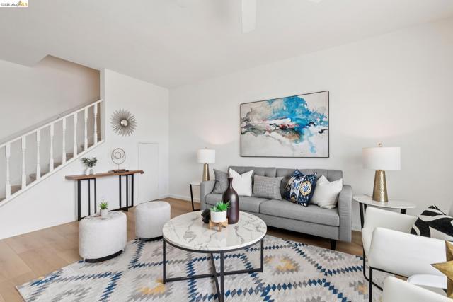 Image 12 of 55 For 306 Commodore Dr