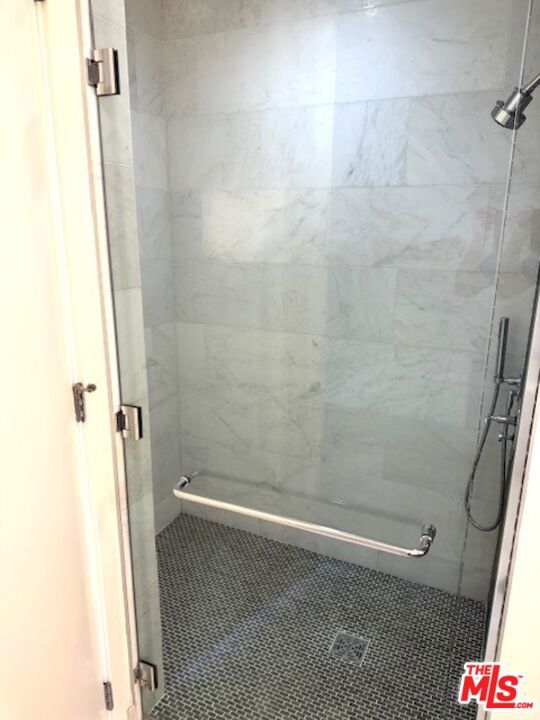 1705 Ocean Avenue, Santa Monica CA: https://media.crmls.org/mediaz/eb6955c8-9bd2-4370-b93b-97580f973f95.jpg