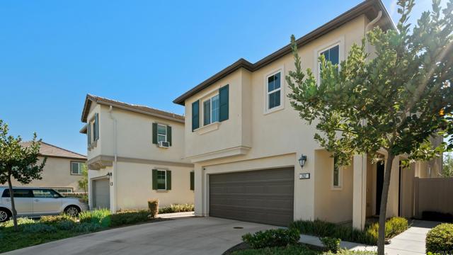 262 Camellia Way, Vista CA: https://media.crmls.org/mediaz/eb69c68e-7cef-45fc-a2fb-d48dd55e2ad0.jpg