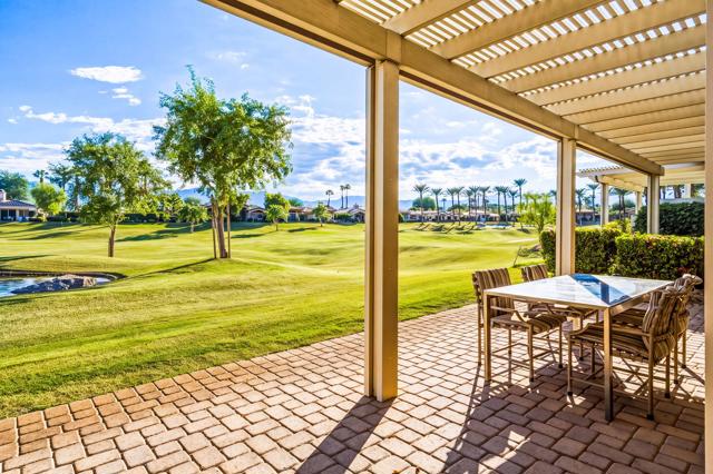 821 Deer Haven Circle, Palm Desert, CA 92211