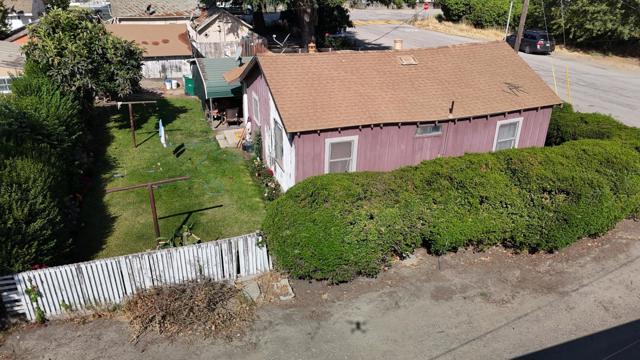 62437 Center Street, San Ardo CA: https://media.crmls.org/mediaz/eb6a7e78-3d9a-4ae7-a99d-42ec50716e4c.jpg