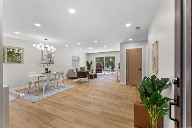 Detail Gallery Image 15 of 52 For 4984 Gaylord Dr, San Diego,  CA 92117 - 3 Beds | 2 Baths