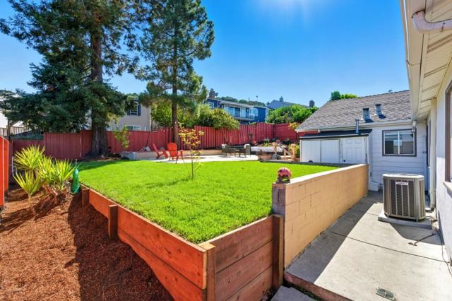 217 W 40th Avenue, San Mateo CA: https://media.crmls.org/mediaz/eb6affa5-6445-4ba4-a455-eeedea668c96.jpg
