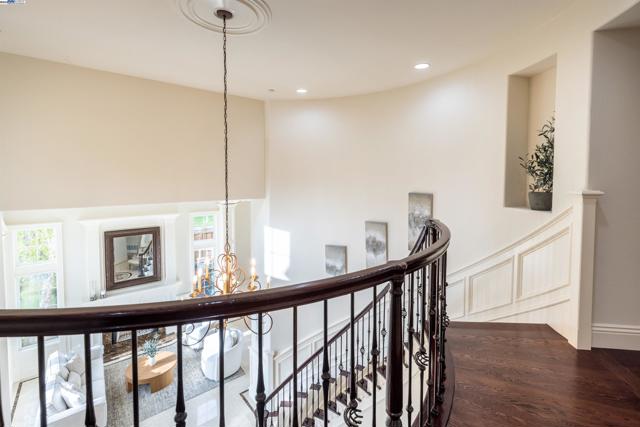 2522 Wood Hollow Dr, Livermore CA: https://media.crmls.org/mediaz/eb6b171c-ed37-4eca-b3bb-c08bb9eed1f9.jpg