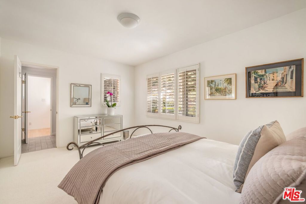 MLS #25590401 image #30