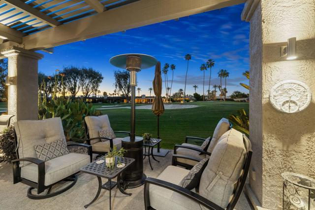 4 Saint Marys Court, Rancho Mirage CA: https://media.crmls.org/mediaz/eb6ba2b0-54bb-468a-909e-b60ee5a3387b.jpg