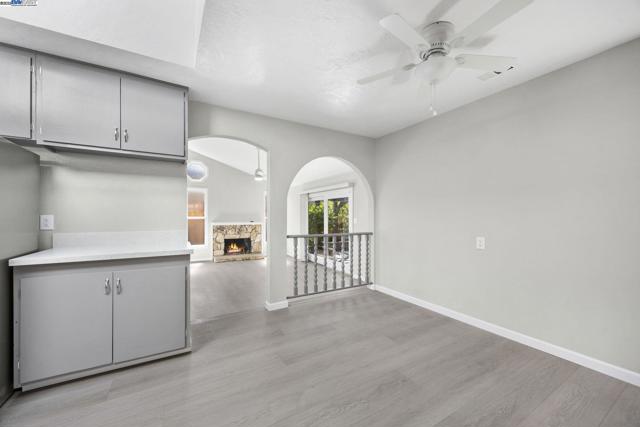 4580 Theresa Ave, Fremont CA: https://media.crmls.org/mediaz/eb6ca2d3-2955-4b64-8fa2-f8c5a0400c8e.jpg