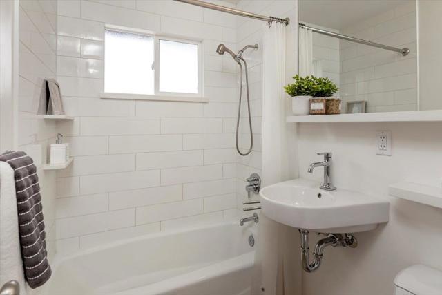 0 Mariposa Avenue, Mountain View CA: https://media.crmls.org/mediaz/eb6cecd3-9e5b-4079-946d-1ba10f154e71.jpg
