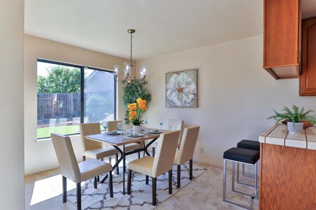 8760 Rancho Hills Drive, Gilroy CA: https://media.crmls.org/mediaz/eb6e32c3-368d-4e2e-9a58-1e5c88b80768.jpg