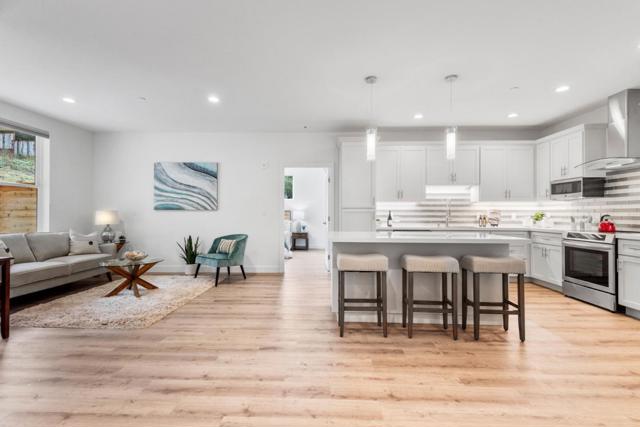 4104 Scotts Valley, Scotts Valley CA: https://media.crmls.org/mediaz/eb6ee1d6-ec17-4772-b10f-7ef35614b979.jpg