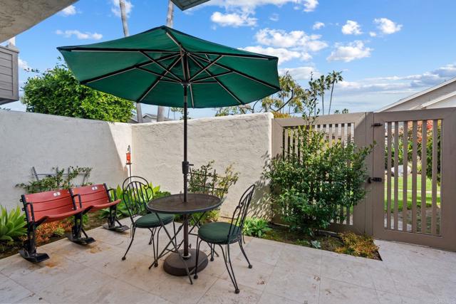 Detail Gallery Image 12 of 35 For 16019 via De Las Palmas, Rancho Santa Fe,  CA 92091 - 3 Beds | 3 Baths