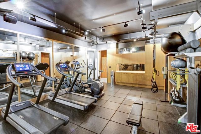 10777 WILSHIRE Boulevard, Los Angeles CA: https://media.crmls.org/mediaz/eb6fbcbd-617a-4681-9c45-a1658ae305ed.jpg