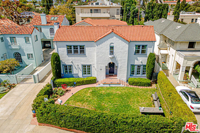 821 Lorraine Boulevard, Los Angeles CA: https://media.crmls.org/mediaz/eb6fc20e-f960-4169-bb6f-f977700f3ba6.jpg