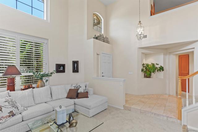 11464 Alborada, San Diego CA: https://media.crmls.org/mediaz/eb6fff06-0558-4116-b293-ddf320e4c38d.jpg