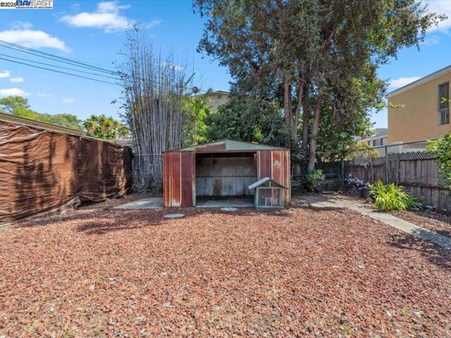 Image 16 of 22 For 3770 39th Ave