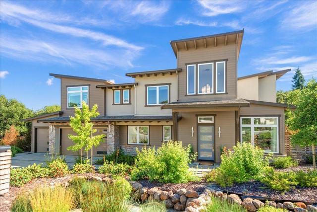 115 Wika Ranch Court, Redwood City CA: https://media.crmls.org/mediaz/eb707a17-f752-468e-83da-f2e50738d993.jpg