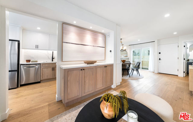 1239 9th Street, 4 photo 2