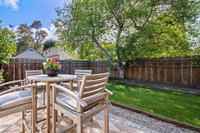 1307 Lawton Avenue, Pacific Grove CA: https://media.crmls.org/mediaz/eb71b75e-8515-4872-b8e9-838a997f1ee7.jpg