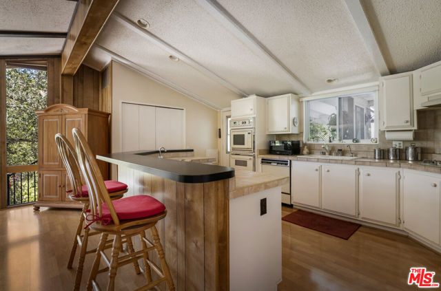 54 Robin Hood Place photo 10