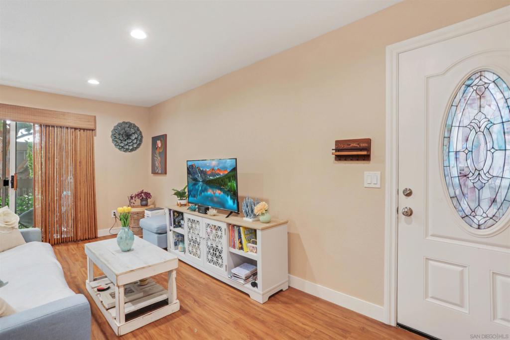 155 Rosebay Dr - photo 6