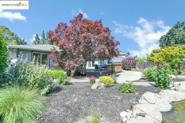 1271 Camino Tassajara, Danville CA: https://media.crmls.org/mediaz/eb756167-6398-4a58-a65e-1c5f8b4e0b31.jpg