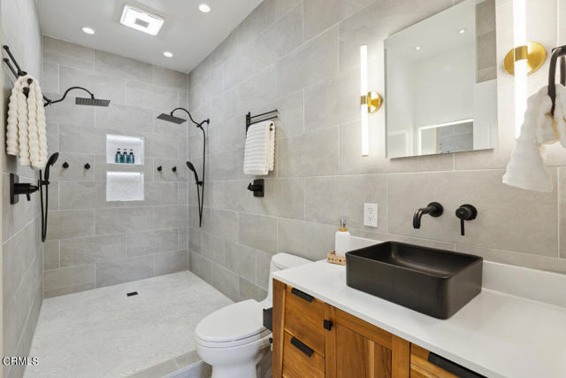 Detail Gallery Image 30 of 50 For 350 Paseo De Playa #121,  Ventura,  CA 93001 - 3 Beds | 2/1 Baths