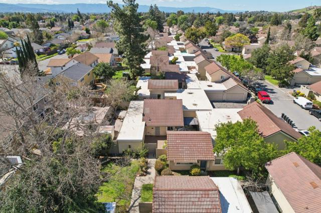 166 Truckee Lane, San Jose CA: https://media.crmls.org/mediaz/eb76c642-6bcd-4b37-bdff-982ffc469d2c.jpg