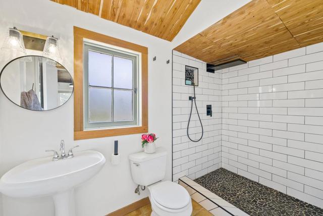 230 Riverview, Boulder Creek CA: https://media.crmls.org/mediaz/eb782ab4-6bb1-4260-8497-b3a12219f88e.jpg