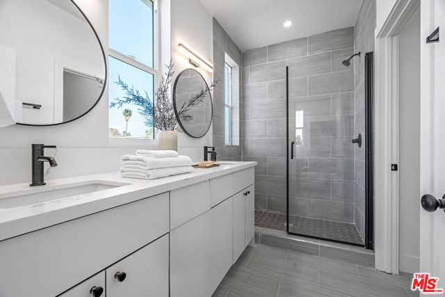 5832 David Avenue, Culver City CA: https://media.crmls.org/mediaz/eb78ae08-5408-4039-8d44-e42d1ffb2b89.jpg