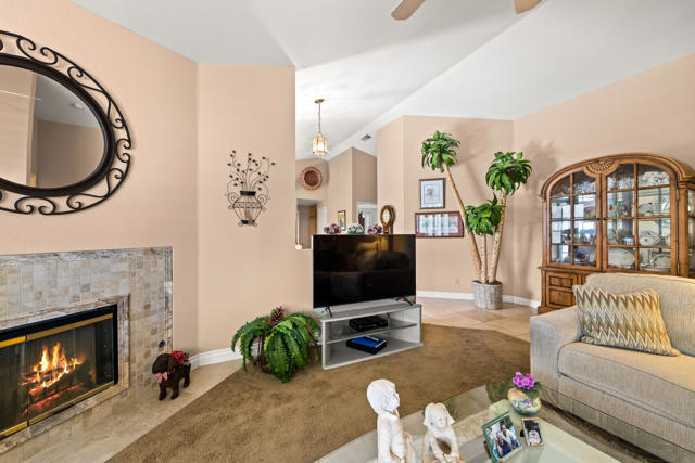 43870 Via Granada, Palm Desert CA: https://media.crmls.org/mediaz/eb79e079-1a2d-414c-9e2e-dd035b28068b.jpg