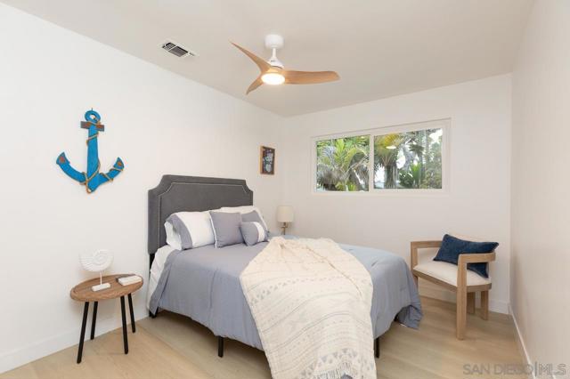 460 Chinquapin Ave., Carlsbad CA: https://media.crmls.org/mediaz/eb7a7d36-2715-4b60-adc6-108dc094f0ab.jpg