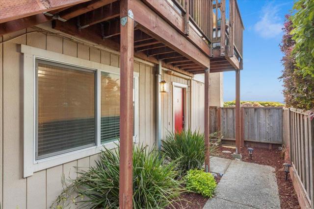 261 Sea Ridge Road, Aptos CA: https://media.crmls.org/mediaz/eb7a81e9-aab5-4e85-88ea-992b65f64a0a.jpg