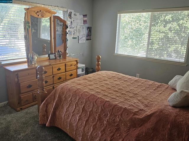 Image 20 of 37 For 4008 Galenez Way
