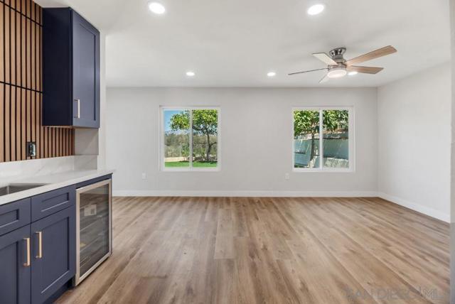 13765 Celestial Rd, Poway CA: https://media.crmls.org/mediaz/eb7afc93-2930-4ecc-a069-7d28dee4cffd.jpg
