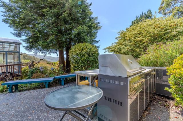1327 Crespi Drive, Pacifica CA: https://media.crmls.org/mediaz/eb7bd9f2-8103-4a20-b55b-af607b3aa94e.jpg