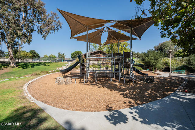 579 Rio Grande Circle, Thousand Oaks CA: https://media.crmls.org/mediaz/eb7c668b-af26-4aed-b5a9-51030adb0b74.jpg