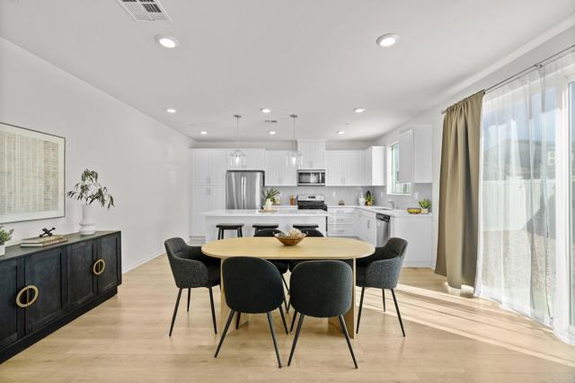 Detail Gallery Image 12 of 33 For 28024 Harvest Ct, Valley Center,  CA 92082 - 3 Beds | 2/1 Baths