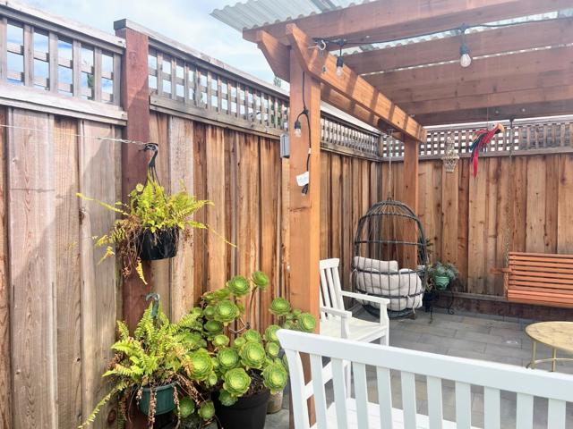 906 Crane Avenue, Foster City CA: https://media.crmls.org/mediaz/eb7cbb8f-5a9a-41a8-ac0d-0e6d92b3b761.jpg