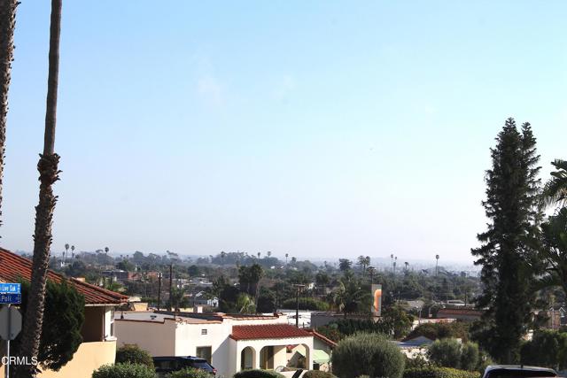 1693 Poli Street, Ventura CA: https://media.crmls.org/mediaz/eb7e6fd2-4b5f-4b06-b340-081b5265c361.jpg