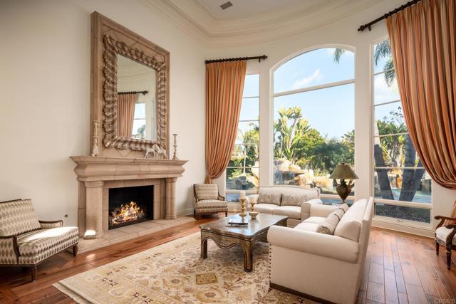Image 8 of 44 For 14211 Dalia Dr